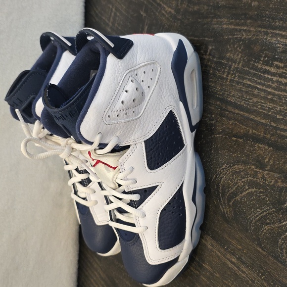 Jordan 6 Olympic - Picture 4 of 7